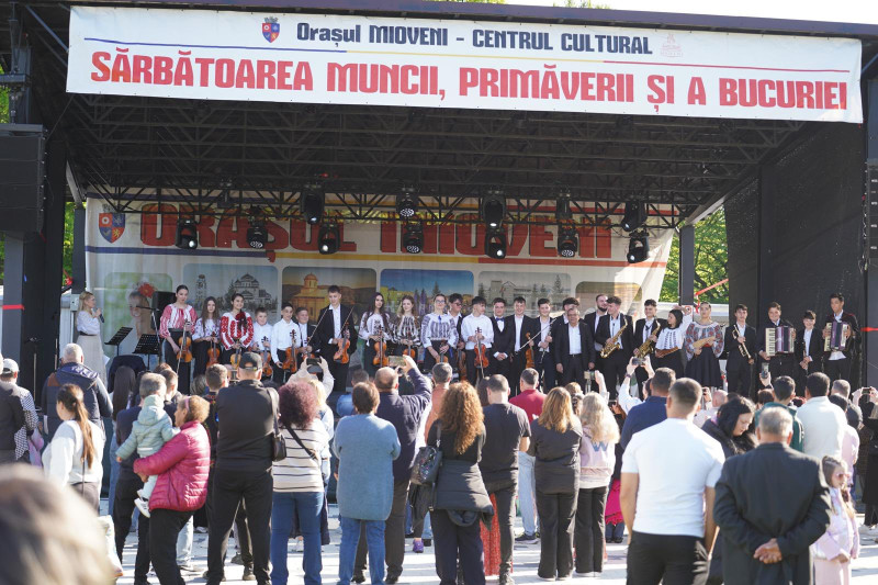 Sărbătoarea Primăverii, Muncii și Bucuriei - 3 zile de excepție