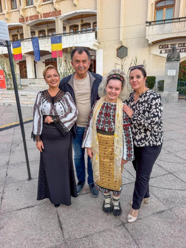 Tradițiile și folclorul românesc, în prim-plan la „Sărbătoarea Recoltei pe Valea Argeșelului”!