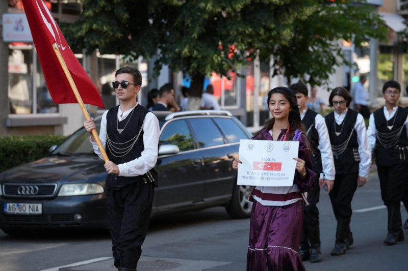 Mioveni a celebrat tradiția și diversitatea culturală în cadrul Festivalului Internațional de Folclor „Carpați”, ediția a XXXIX-a!