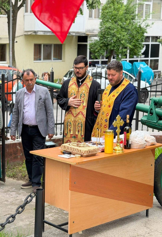 Ziua Eroilor, marcată la Mioveni prin ceremonii de comemorare și recunoștință