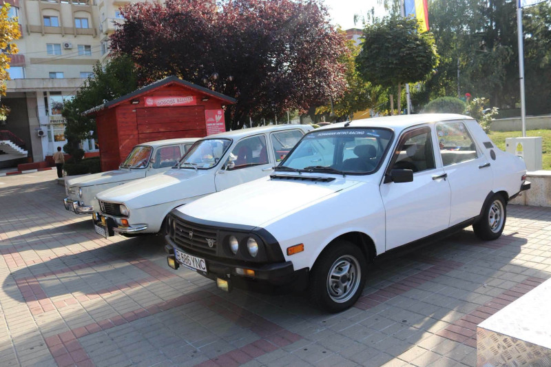 Arc peste timp – 60 de ani de Dacia în Mioveni
