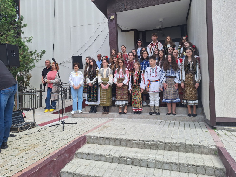Ziua Eroilor, marcată la Mioveni prin ceremonii de comemorare și recunoștință