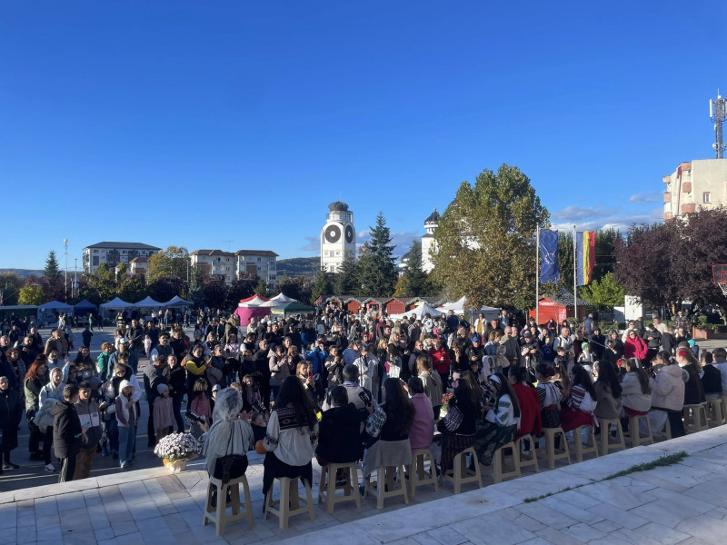 Sărbătoarea Recoltei pe Valea Argeșelului - Târgul Meșterilor Populari