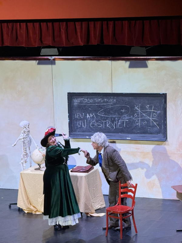 Final spectaculos pentru Luna de Teatru la Mioveni!