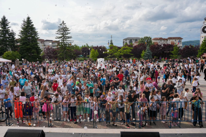 Seară de poveste și bucurie pentru copii, la Mioveni