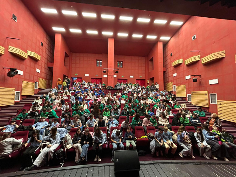 Final spectaculos pentru Luna de Teatru la Mioveni!