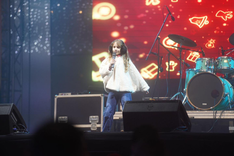 O seară de muzică ușoară la Târgul de Crăciun Mioveni 2025