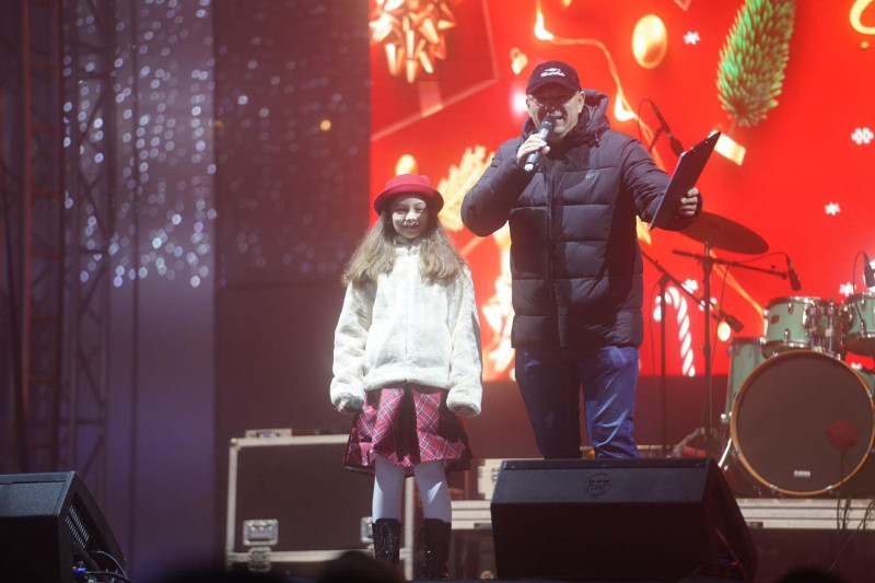 O seară de muzică ușoară la Târgul de Crăciun Mioveni 2025