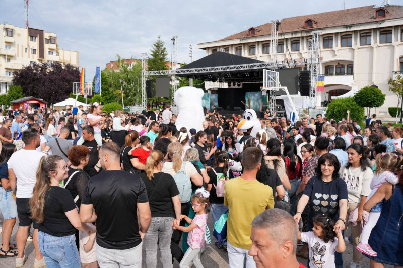 Seară de poveste și bucurie pentru copii, la Mioveni