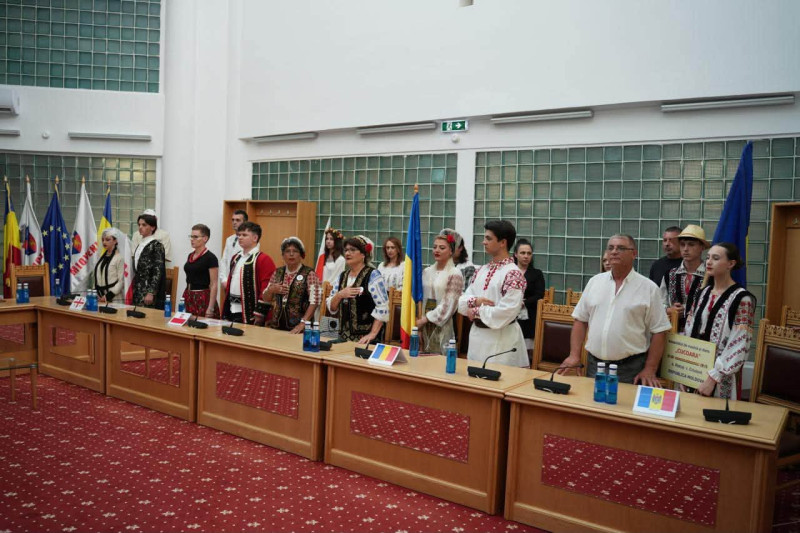 Mioveni a celebrat tradiția și diversitatea culturală în cadrul Festivalului Internațional de Folclor „Carpați”, ediția a XXXIX-a!