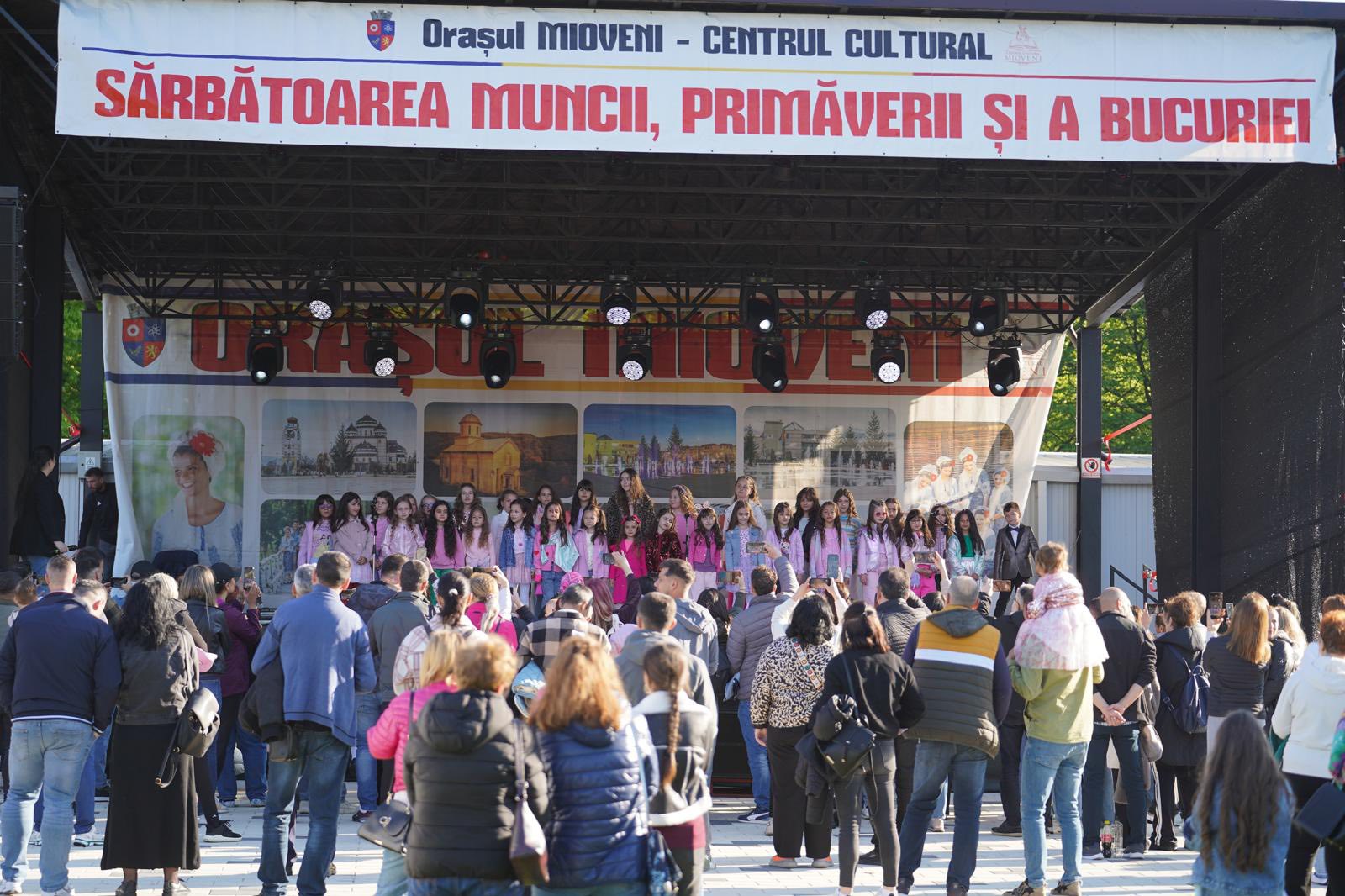 Sărbătoarea Primăverii, Muncii și Bucuriei - 3 zile de excepție